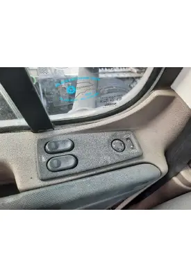 FREIGHTLINER CASCADIA 125 DOOR ELECTRICAL SWITCH