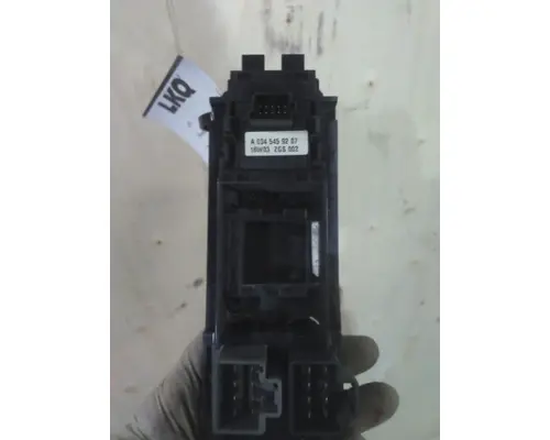 FREIGHTLINER CASCADIA 125 DOOR ELECTRICAL SWITCH