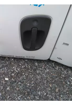 FREIGHTLINER CASCADIA 125 DOOR HANDLE