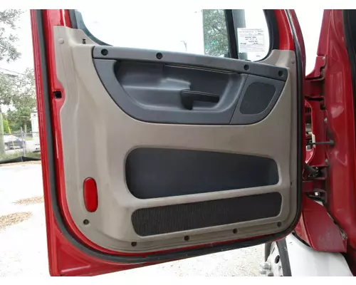 FREIGHTLINER CASCADIA 125 DOOR INTERIOR PANEL