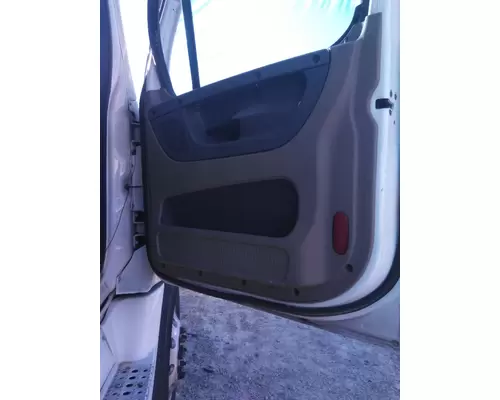 FREIGHTLINER CASCADIA 125 DOOR INTERIOR PANEL