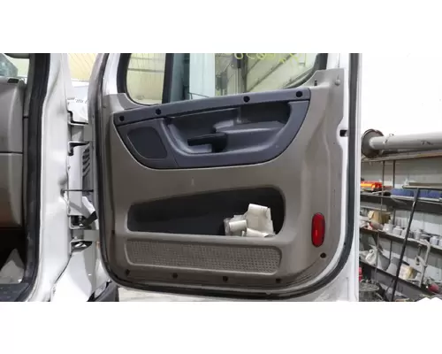 FREIGHTLINER CASCADIA 125 DOOR INTERIOR PANEL