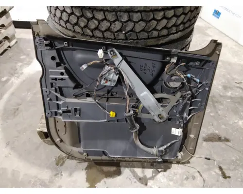 FREIGHTLINER CASCADIA 125 DOOR INTERIOR PANEL