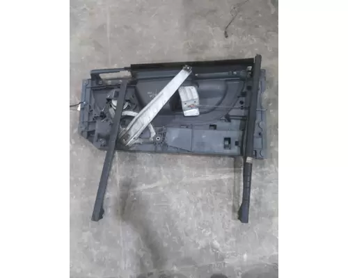 FREIGHTLINER CASCADIA 125 DOOR WINDOW REGULATOR