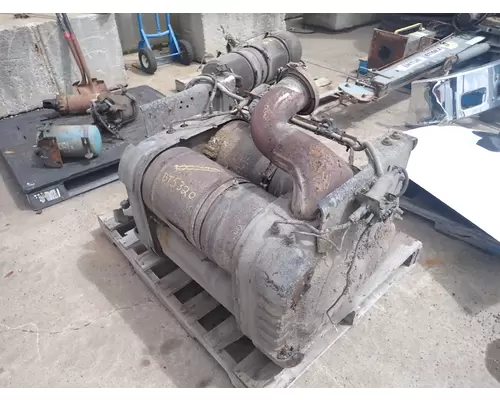 FREIGHTLINER CASCADIA 125 DPF (Diesel Particulate Filter)