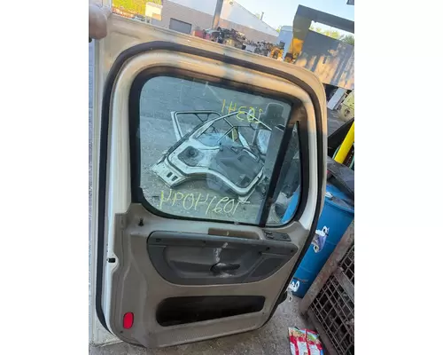 FREIGHTLINER CASCADIA 125 Door Assembly, Front