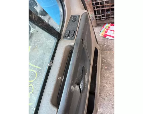 FREIGHTLINER CASCADIA 125 Door Assembly, Front
