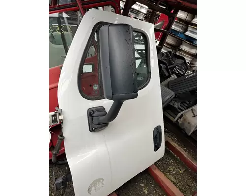 FREIGHTLINER CASCADIA 125 Door Assembly, Front