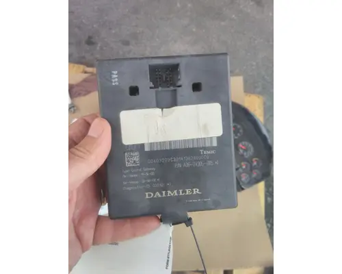 FREIGHTLINER CASCADIA 125 ELECTRONIC PARTS MISC
