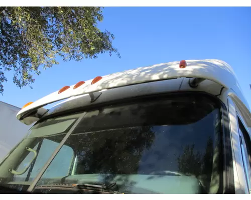 FREIGHTLINER CASCADIA 125 EXTERIOR SUN VISOR