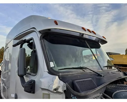 FREIGHTLINER CASCADIA 125 EXTERIOR SUN VISOR