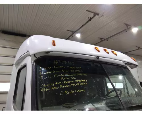 FREIGHTLINER CASCADIA 125 EXTERIOR SUN VISOR
