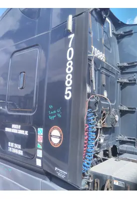 FREIGHTLINER CASCADIA 125 FAIRING, SLEEPER