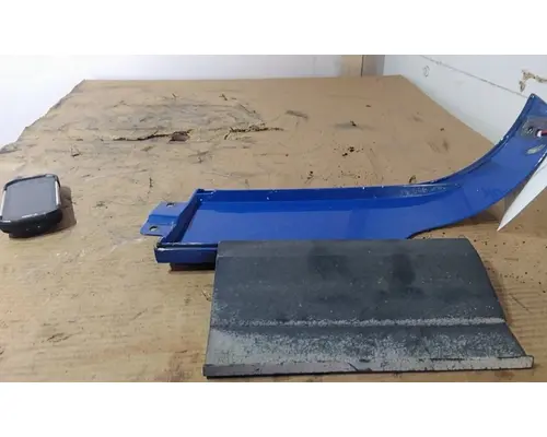 FREIGHTLINER CASCADIA 125 FAIRING, SLEEPER