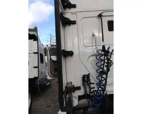 FREIGHTLINER CASCADIA 125 FAIRING, SLEEPER