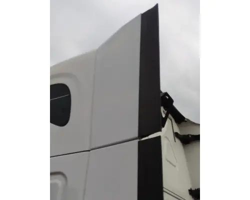 FREIGHTLINER CASCADIA 125 FAIRING, SLEEPER