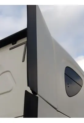 FREIGHTLINER CASCADIA 125 FAIRING, SLEEPER