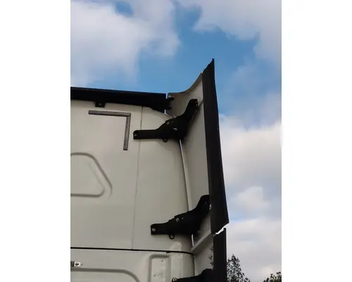 FREIGHTLINER CASCADIA 125 FAIRING, SLEEPER