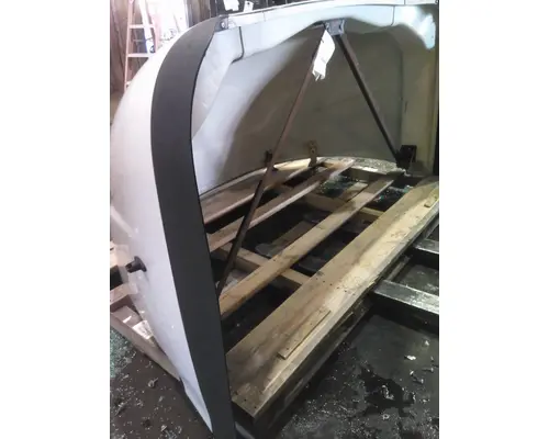 FREIGHTLINER CASCADIA 125 FAIRING, WIND DEFLECTOR ROOF