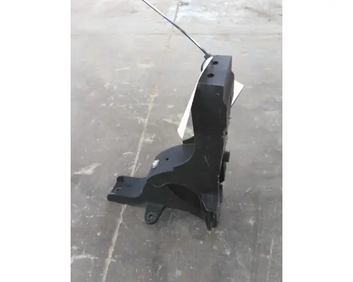 FREIGHTLINER CASCADIA 125 FAIRING BRACKETMOUNT