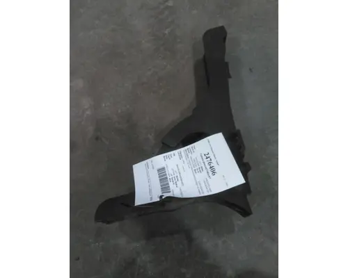 FREIGHTLINER CASCADIA 125 FAIRING BRACKETMOUNT