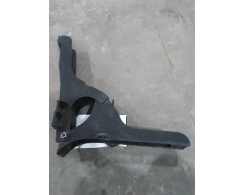 FREIGHTLINER CASCADIA 125 FAIRING BRACKETMOUNT
