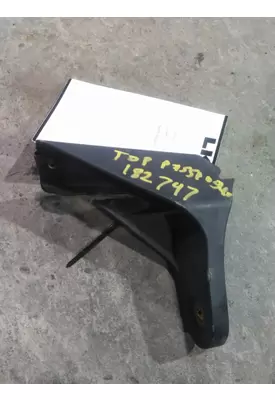 FREIGHTLINER CASCADIA 125 FAIRING BRACKET/MOUNT