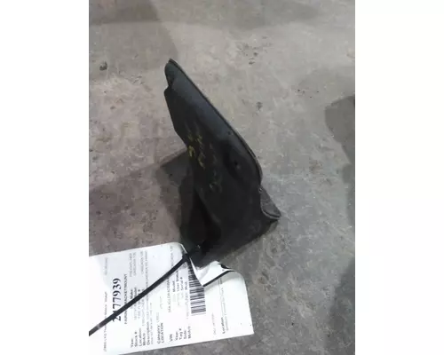 FREIGHTLINER CASCADIA 125 FAIRING BRACKETMOUNT