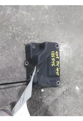FREIGHTLINER CASCADIA 125 FAIRING BRACKET/MOUNT