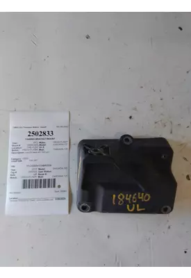 FREIGHTLINER CASCADIA 125 FAIRING BRACKET/MOUNT