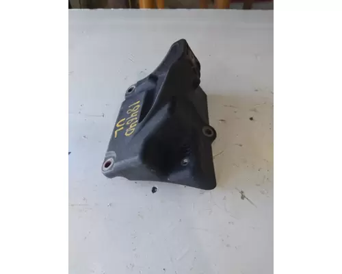 FREIGHTLINER CASCADIA 125 FAIRING BRACKETMOUNT