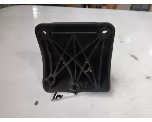FREIGHTLINER CASCADIA 125 FAIRING BRACKETMOUNT
