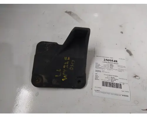 FREIGHTLINER CASCADIA 125 FAIRING BRACKETMOUNT