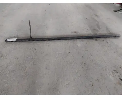 FREIGHTLINER CASCADIA 125 FAIRING BRACKETMOUNT