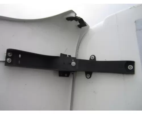 FREIGHTLINER CASCADIA 125 FAIRING BRACKETMOUNT