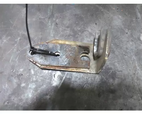FREIGHTLINER CASCADIA 125 FAIRING BRACKETMOUNT