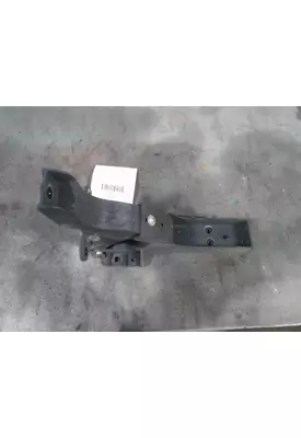 FREIGHTLINER CASCADIA 125 FAIRING BRACKET/MOUNT