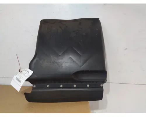 FREIGHTLINER CASCADIA 125 FENDER, QUARTERHALF REAR