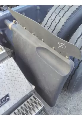 FREIGHTLINER CASCADIA 125 FENDER, QUARTER/HALF REAR