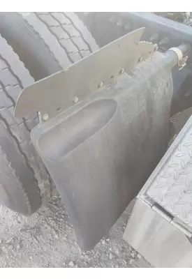 FREIGHTLINER CASCADIA 125 FENDER, QUARTER/HALF REAR