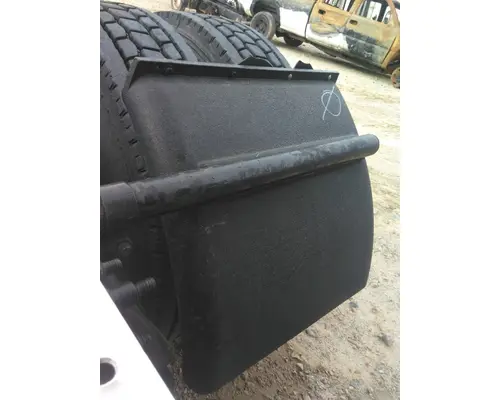 FREIGHTLINER CASCADIA 125 FENDER, QUARTERHALF REAR