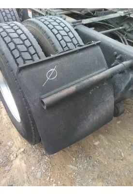 FREIGHTLINER CASCADIA 125 FENDER, QUARTER/HALF REAR