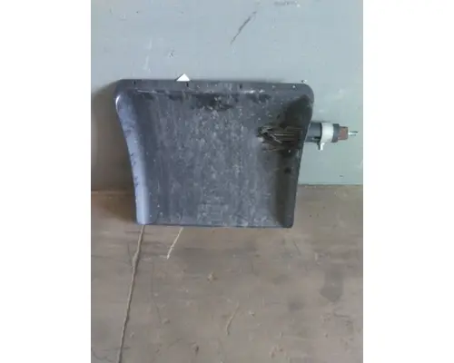 FREIGHTLINER CASCADIA 125 FENDER, QUARTERHALF REAR