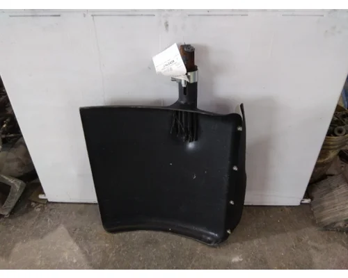 FREIGHTLINER CASCADIA 125 FENDER, QUARTERHALF REAR