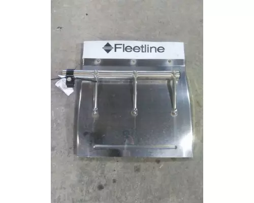 FREIGHTLINER CASCADIA 125 FENDER, QUARTERHALF REAR