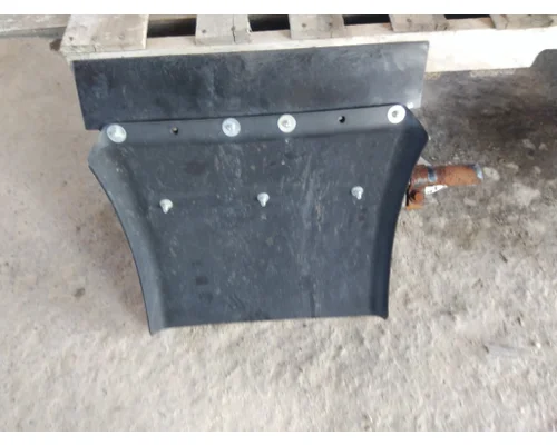 FREIGHTLINER CASCADIA 125 FENDER, QUARTERHALF REAR