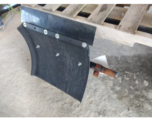 FREIGHTLINER CASCADIA 125 FENDER, QUARTERHALF REAR