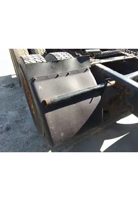 FREIGHTLINER CASCADIA 125 FENDER, QUARTER/HALF REAR