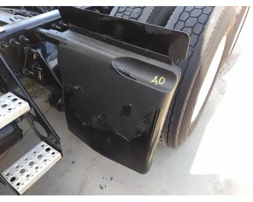 FREIGHTLINER CASCADIA 125 FENDER, QUARTERHALF REAR