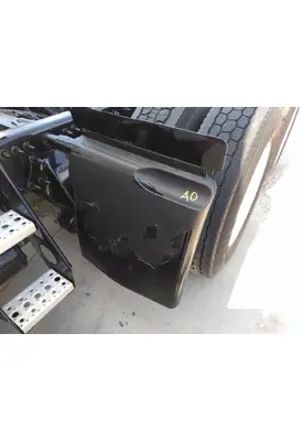 FREIGHTLINER CASCADIA 125 FENDER, QUARTER/HALF REAR